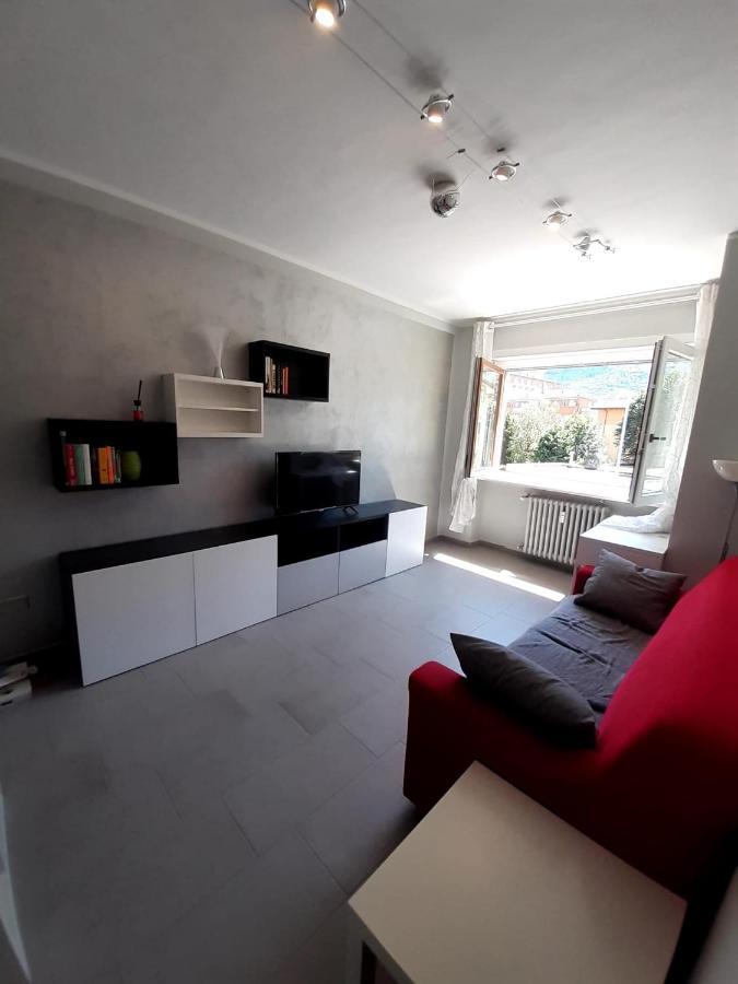 La Casa Di Monicamos Apartment Аоста Екстериор снимка